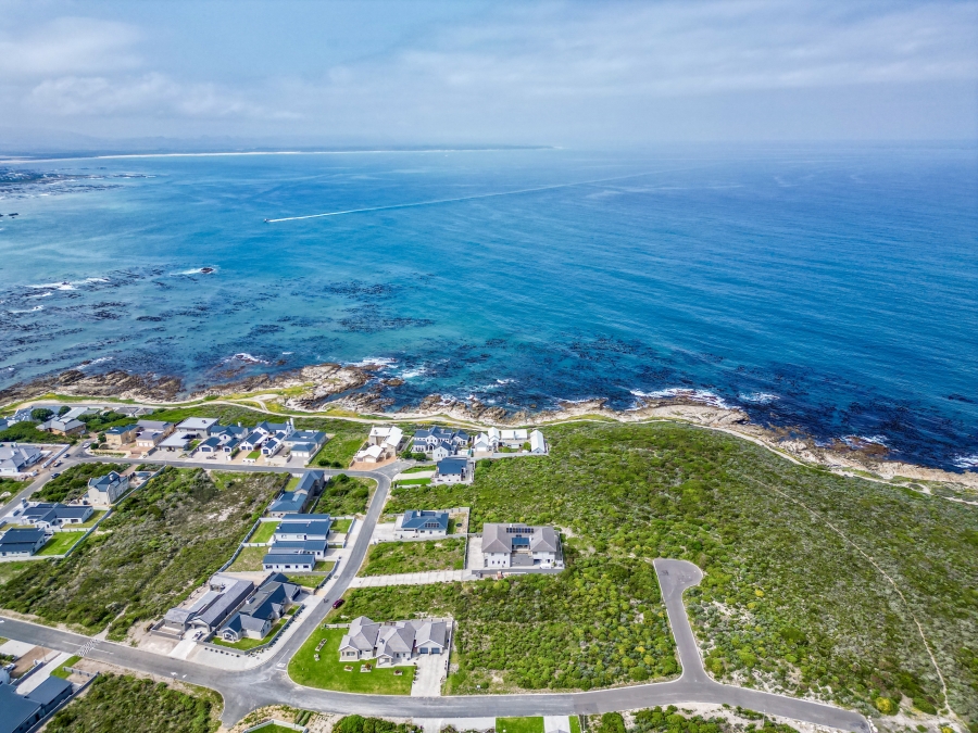 6 Bedroom Property for Sale in Kleinbaai Western Cape